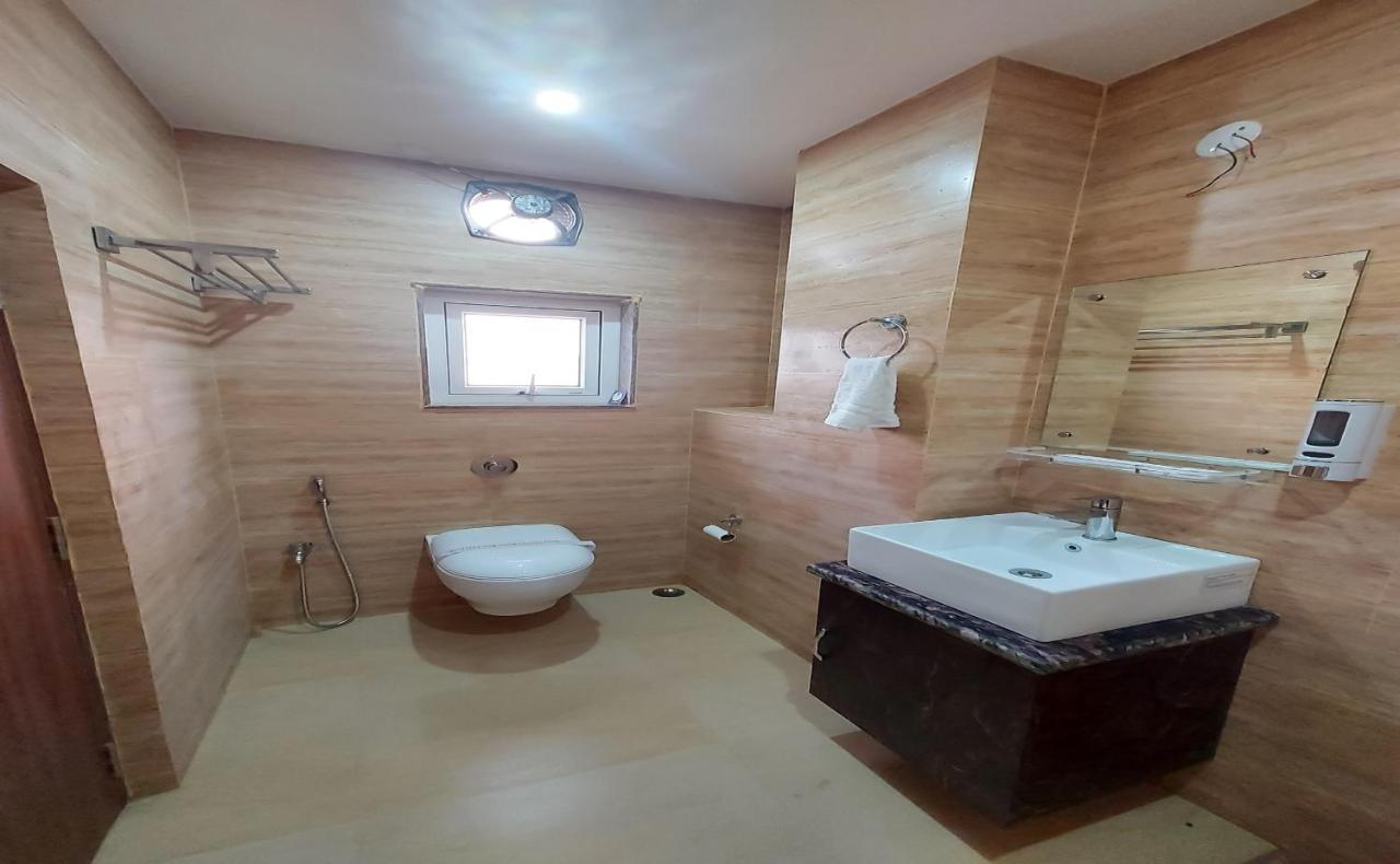 Hotel Bliss จอร์ฮัต ภายนอก รูปภาพ