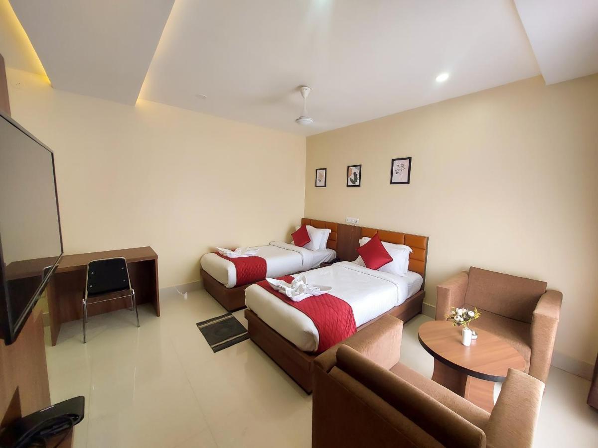 Hotel Bliss จอร์ฮัต ภายนอก รูปภาพ