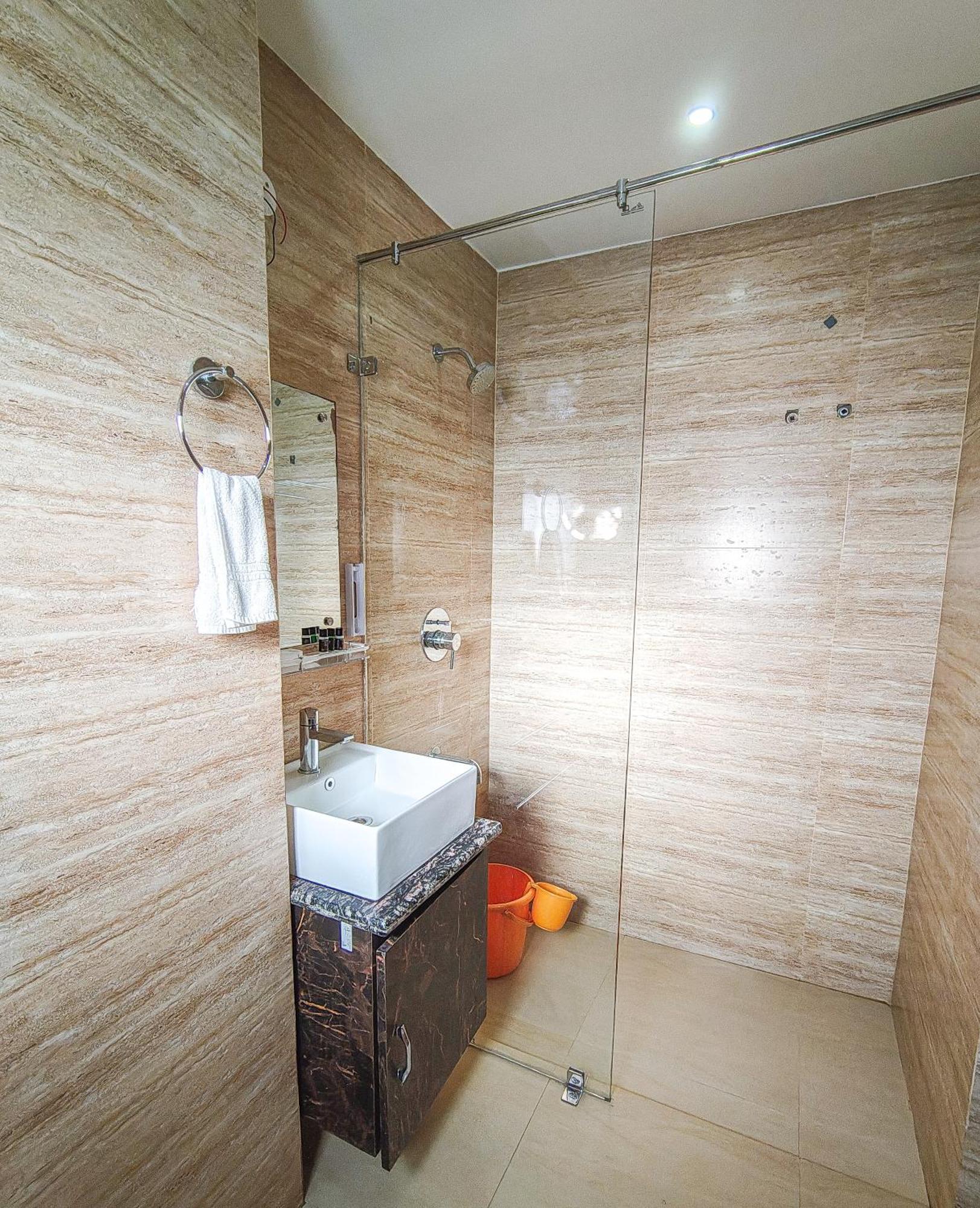 Hotel Bliss จอร์ฮัต ภายนอก รูปภาพ
