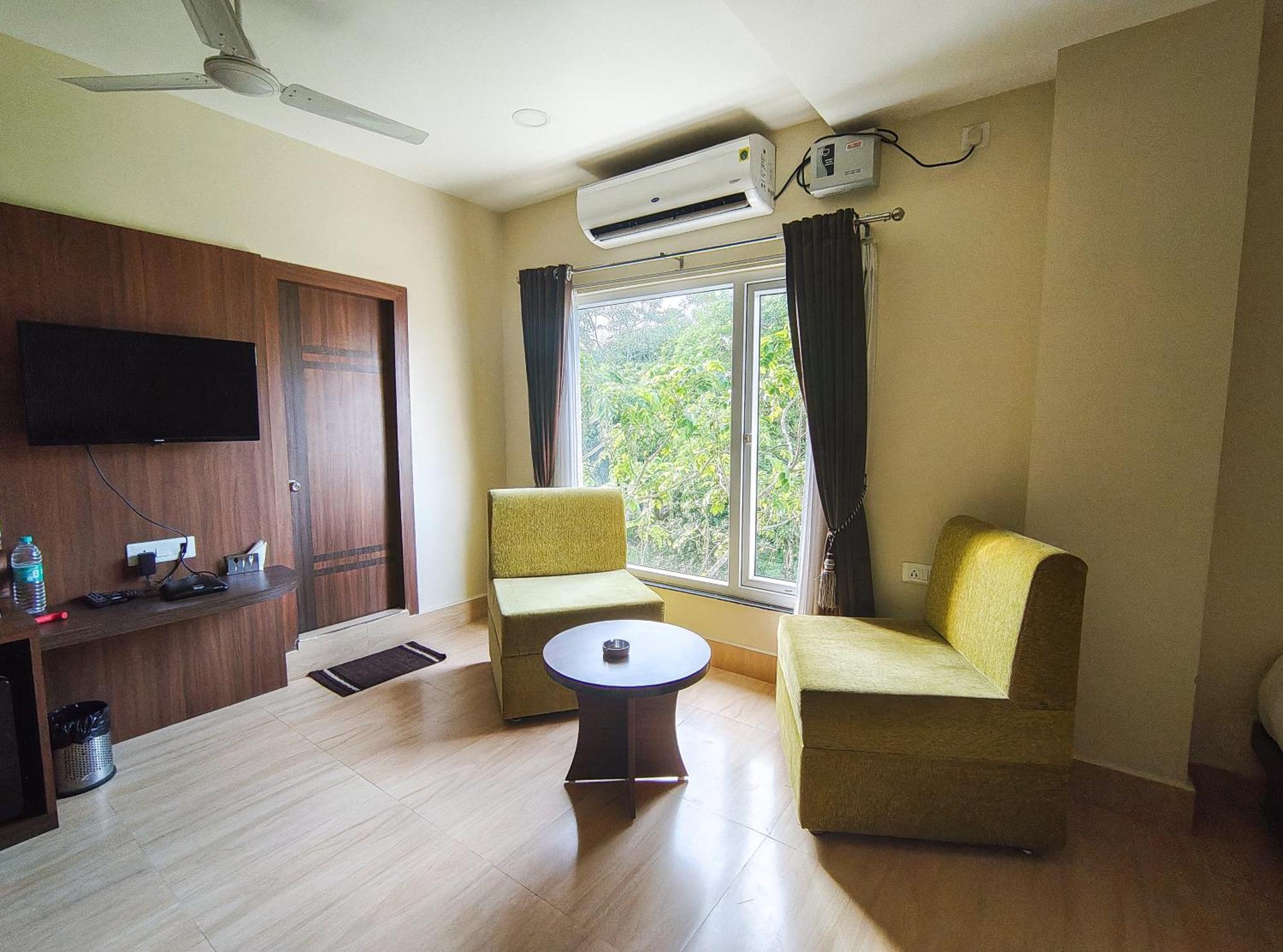 Hotel Bliss จอร์ฮัต ภายนอก รูปภาพ
